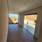 Escritório de 18m2 com banheiro e despensa