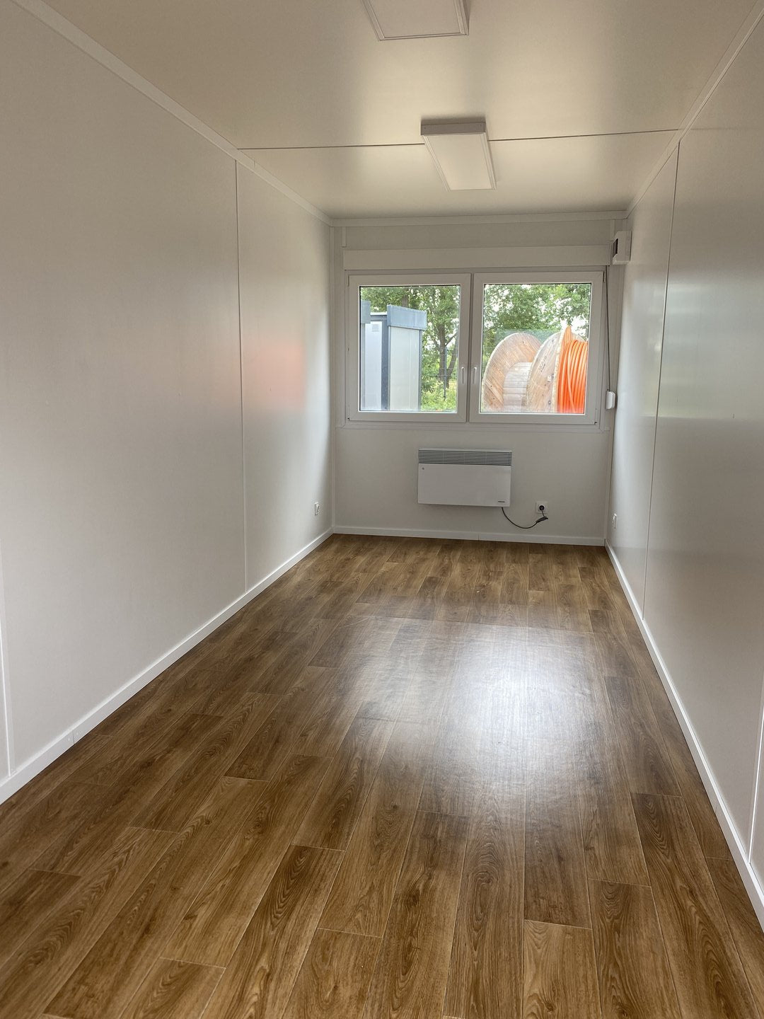 Contentor de escritório empilhável premium 6,00 x 2,43 m