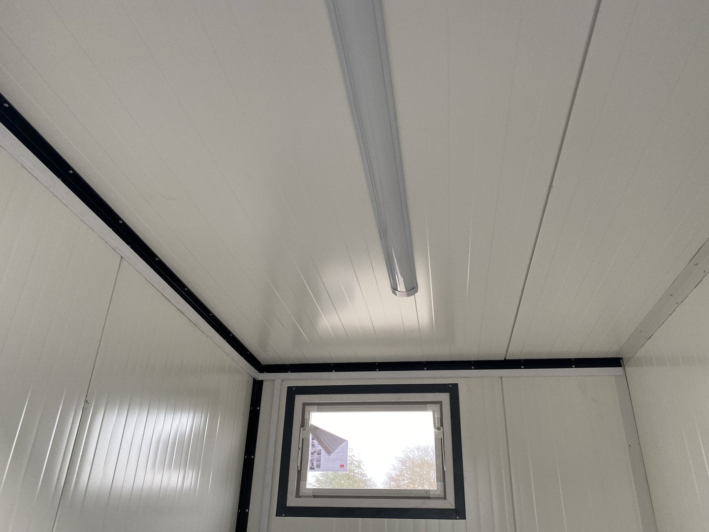 Contentor sanitário duplo 3,00 x 2,00m