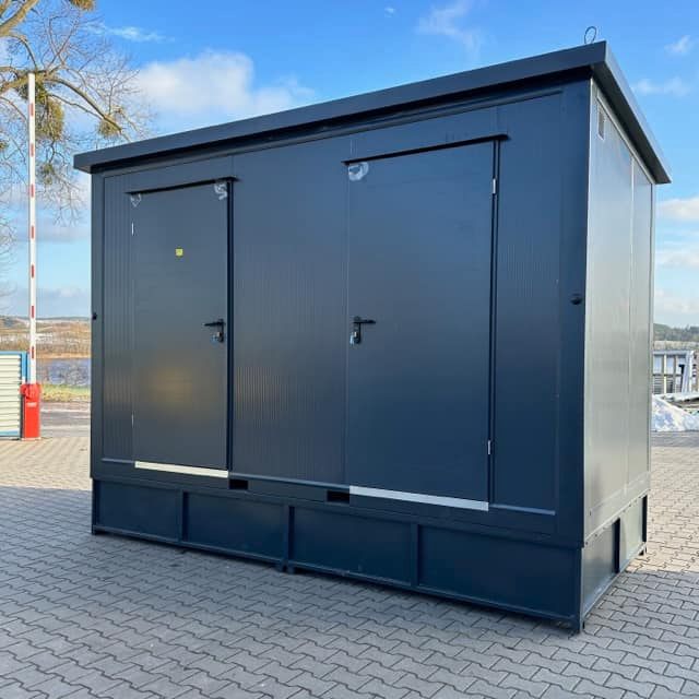 Contentor sanitário duplo com depósito de águas residuais (fossa séptica)