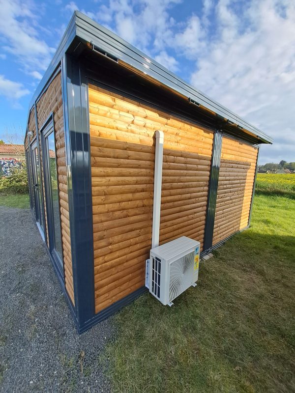 Bungalow mobilado – Chalé com jardim de 28 m²