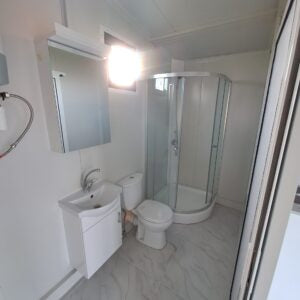 Bungalow mobilado – Chalé com jardim de 28 m²