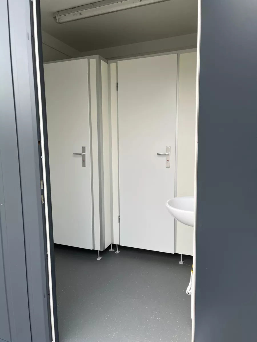 Contentor sanitário D/H de 20 pés/compartimento para cadeira de rodas